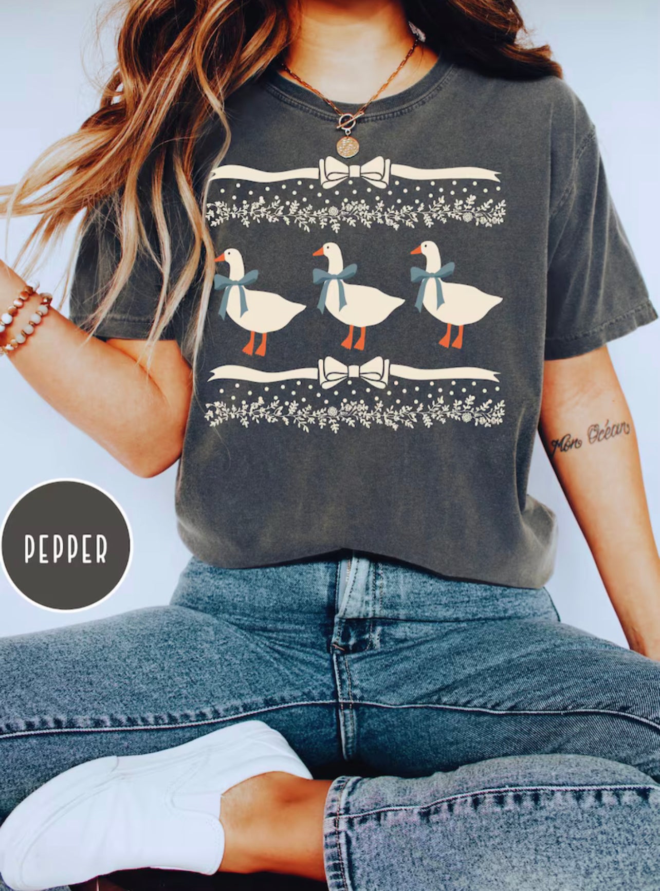 Bow Vintage Goose